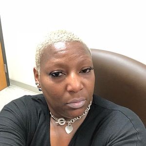 Meet your Posher, Tonya